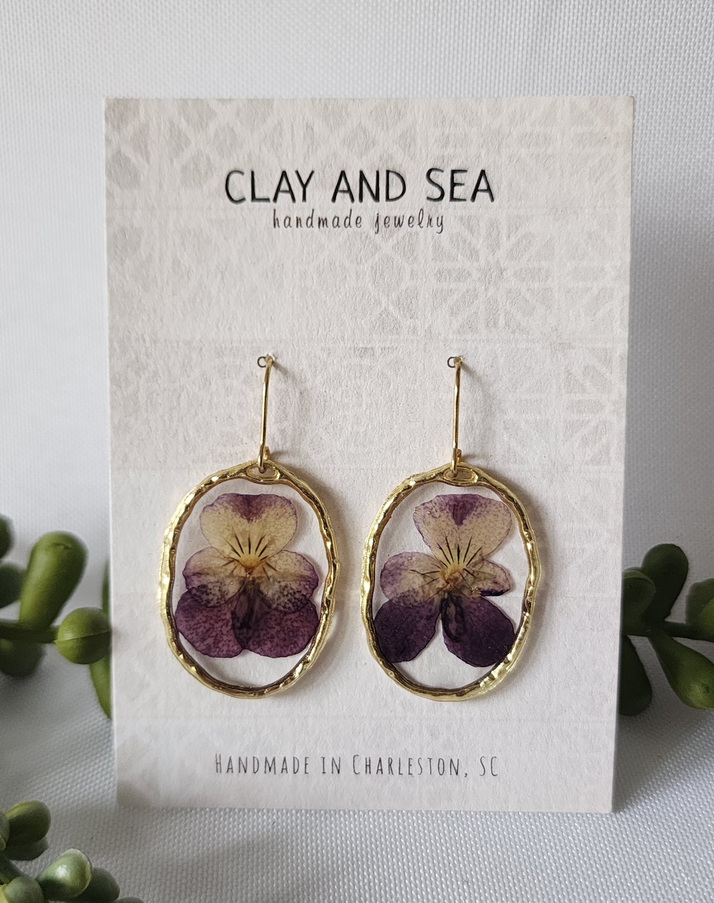 Real Pressed Flower Earrings in Pansy