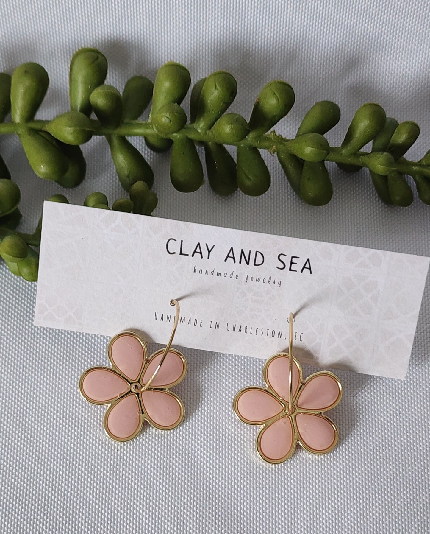 Spinning Flower Earrings - Multiple Colors